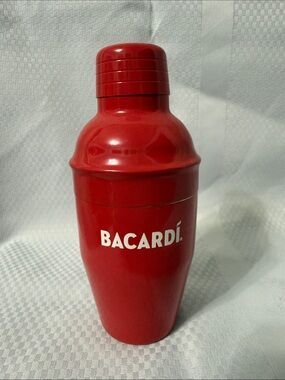 Bacardí Red Cocktail Shaker - Sleek Bar Mixing Tool & Corkscrew Set NWT
